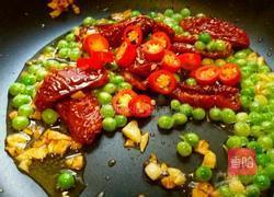 意大利面(鳀鱼蕃茄干蝴蝶面)的做法图解9