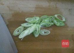 西红柿炒鸡蛋的做法图解2