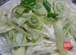 葱爆肉的做法图解2