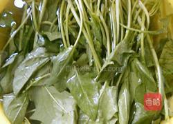 蒜蓉菠菜的做法图解1