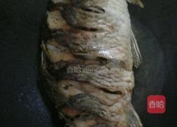 鲫鱼萝卜汤的做法图解5