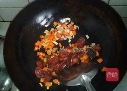 腊肠炒饭的做法图解4