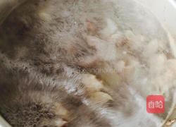 牛肉萝卜汤的做法图解2