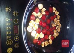 山楂罐头水的做法图解2