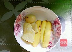 鲫鱼豆腐汤的做法图解2