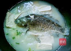 鲫鱼豆腐汤的做法图解9