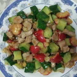 肉丁瓜丁红果的做法[图]