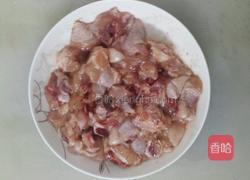 鸡根焖土豆的做法图解2