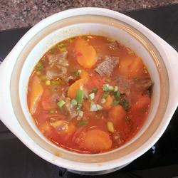 胡萝卜翻茄煲牛腩的做法[图]