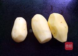 土豆红烧肉的做法图解1