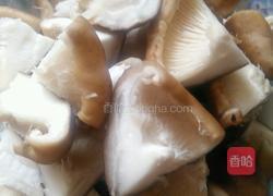 香菇炒肉片的做法图解3