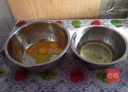 奶油裱花蛋糕8寸戚风蛋糕的做法图解1