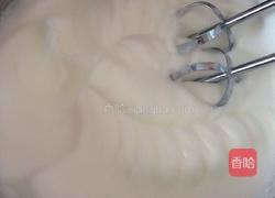 奶油裱花蛋糕8寸戚风蛋糕的做法图解5