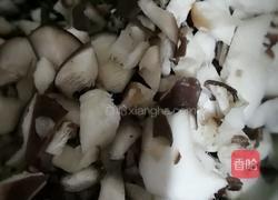 香菇荠菜猪肉饺的做法图解3