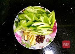 双椒爆鸡胗的做法图解1