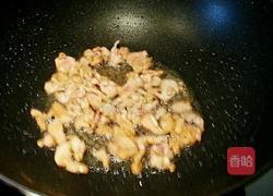 肉片双椒烧口蘑的做法图解2