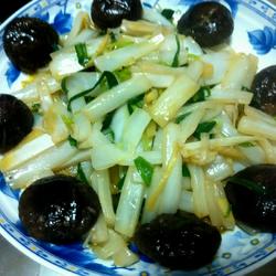 冬菇炒白菜的做法[图]