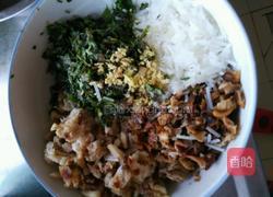 马蹄叶香菇粉丝油渣饺子的做法图解4