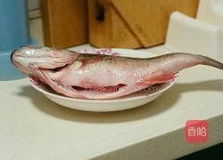 西湖醋鱼的做法图解1
