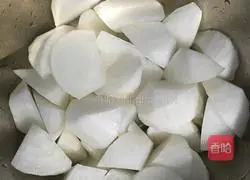 Illustration of how to cook mutton with radish 4