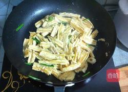 葱香腐竹的做法图解7