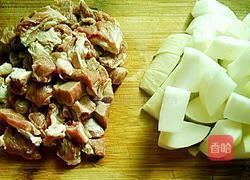 萝卜炖牛腩的做法图解2