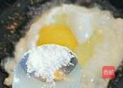 经典荷包蛋的做法图解4