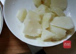 土豆虾球的做法图解1
