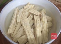 凉拌黄瓜腐竹的做法图解1