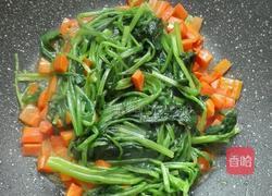 胡萝卜炒菠菜的做法图解8
