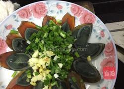 凉拌皮蛋的做法图解2