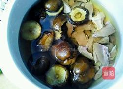 香菇炖猪心的做法图解10
