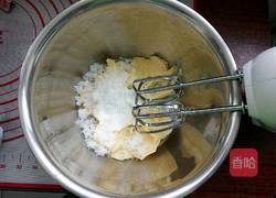 重磅百香果蛋糕的做法图解2