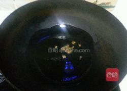 芹菜炒肉的做法图解2