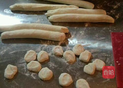 牛肉韭黄酸汤水饺的做法图解4