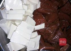 油渣猪红豆腐的做法图解3