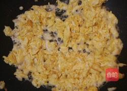 鸡蛋炸酱面的做法图解3