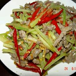 泡椒牛肉丝的做法[图]