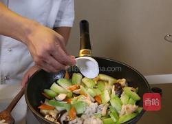 香菇冬瓜炒鸡片的做法图解11