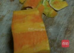 麻辣油泼南瓜面的做法图解1