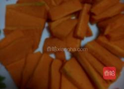 麻辣油泼南瓜面的做法图解2