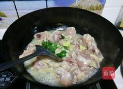 鸡腿炖蘑菇的做法图解4