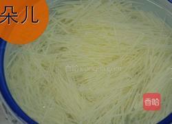 金丝沙拉凤尾虾的做法图解2