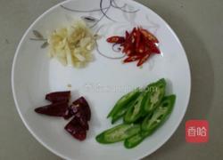 莲藕炒瘦肉的做法图解3