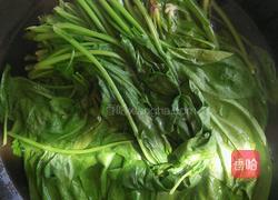 凉拌菠菜的做法图解2