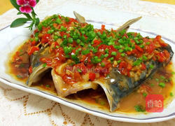 剁椒鱼头的做法图解16