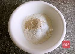 原味刀切馒头的做法图解1