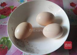红枣桂圆鸡蛋汤的做法图解2
