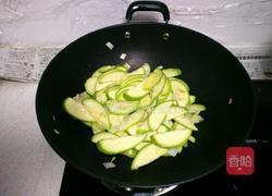 西葫芦炒肉的做法图解10