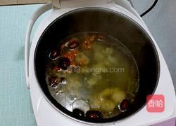 香菇红枣鸡腿汤的做法图解5